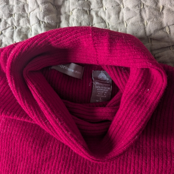 VTG Ribbed Wool Turtleneck - Picture 2 of 4